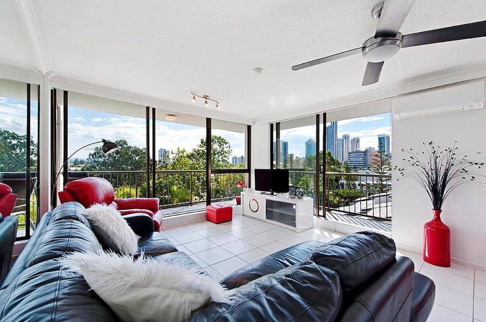 Anacapri Holiday Resort Apartments Surfers Paradise Extérieur photo