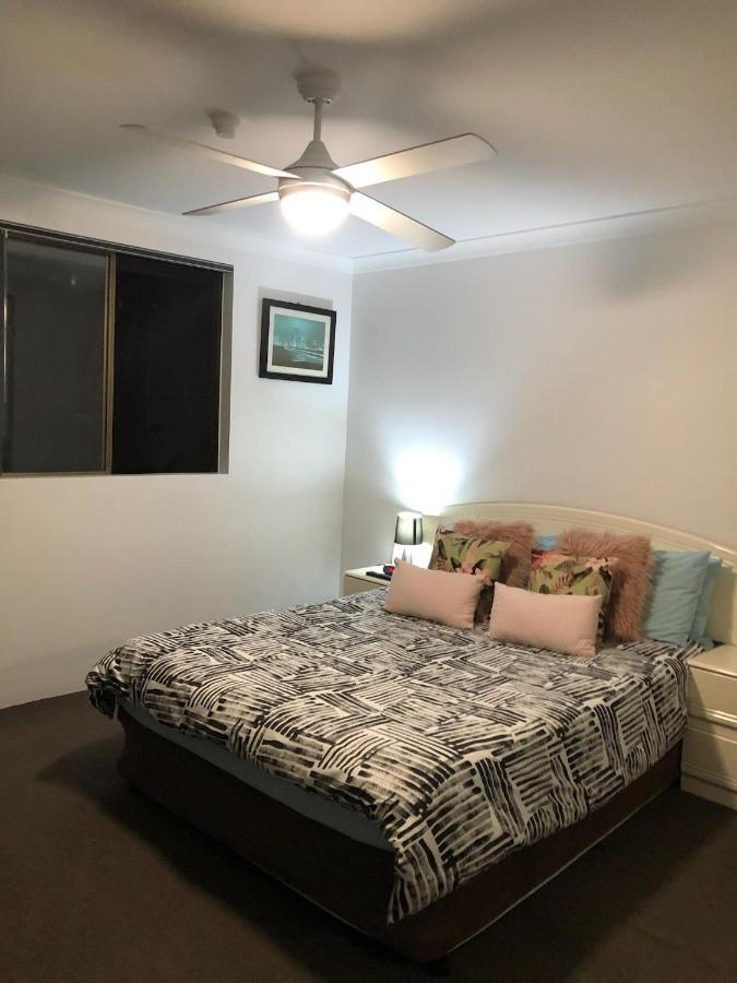 Anacapri Holiday Resort Apartments Surfers Paradise Extérieur photo