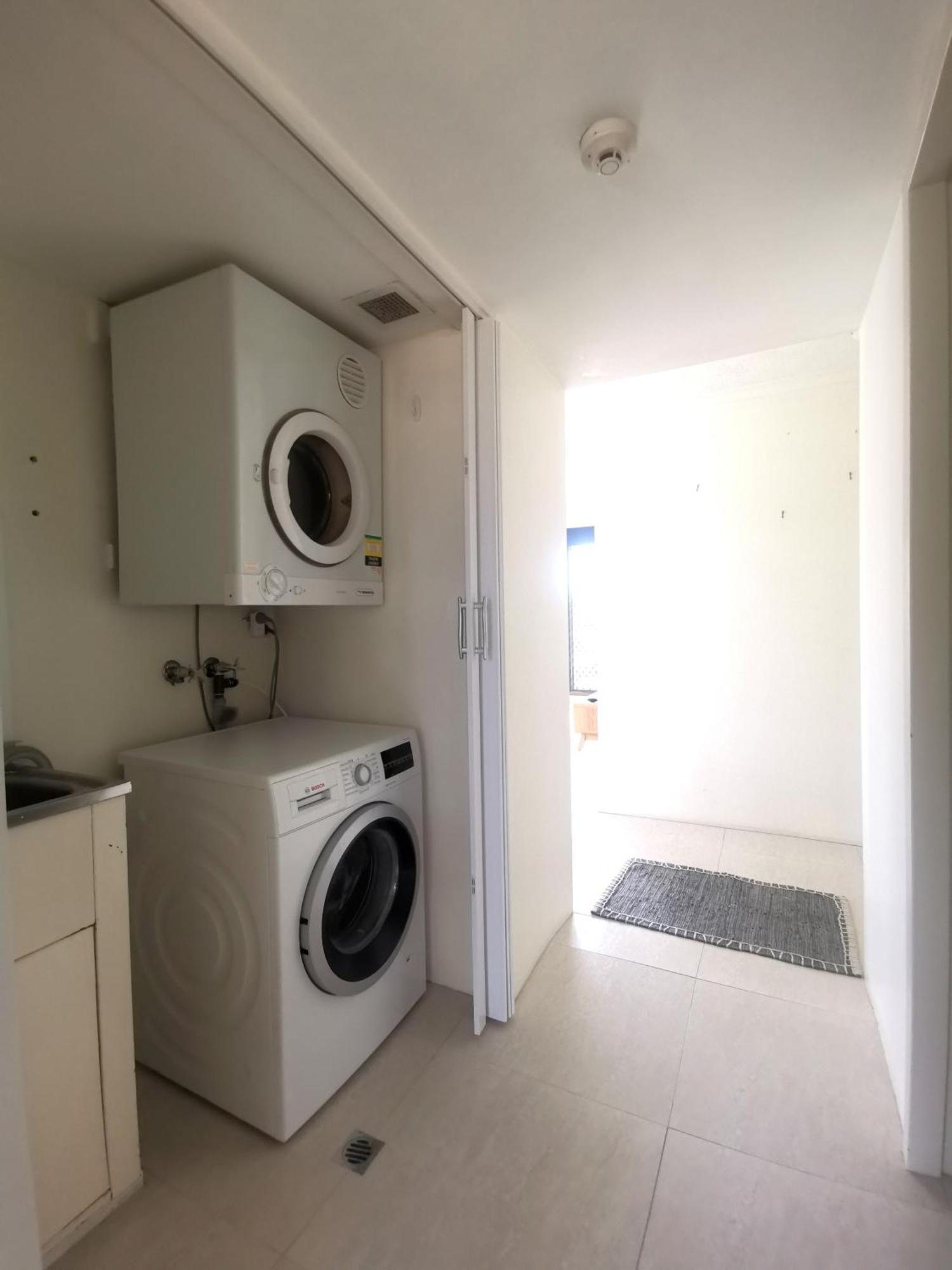 Anacapri Holiday Resort Apartments Surfers Paradise Extérieur photo