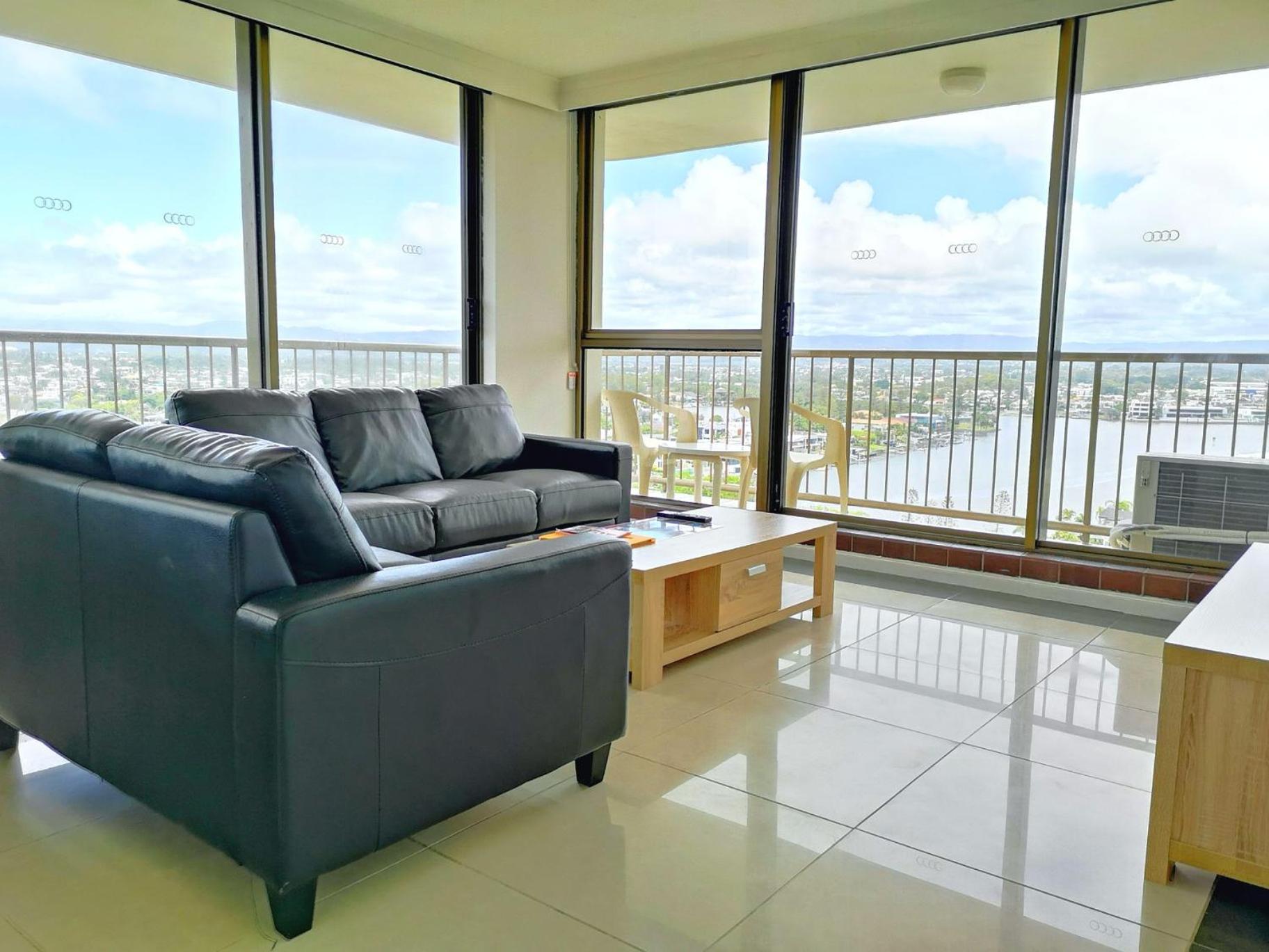 Anacapri Holiday Resort Apartments Surfers Paradise Extérieur photo