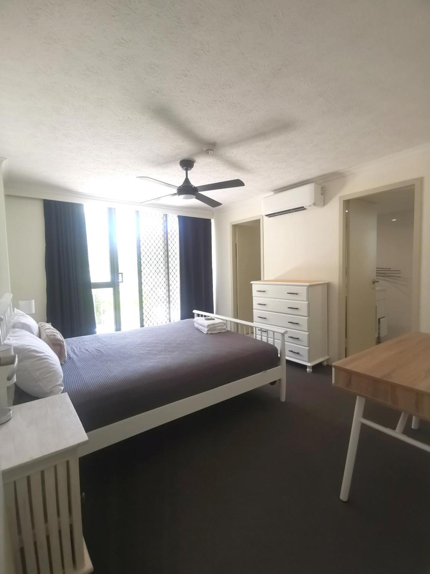 Anacapri Holiday Resort Apartments Surfers Paradise Extérieur photo