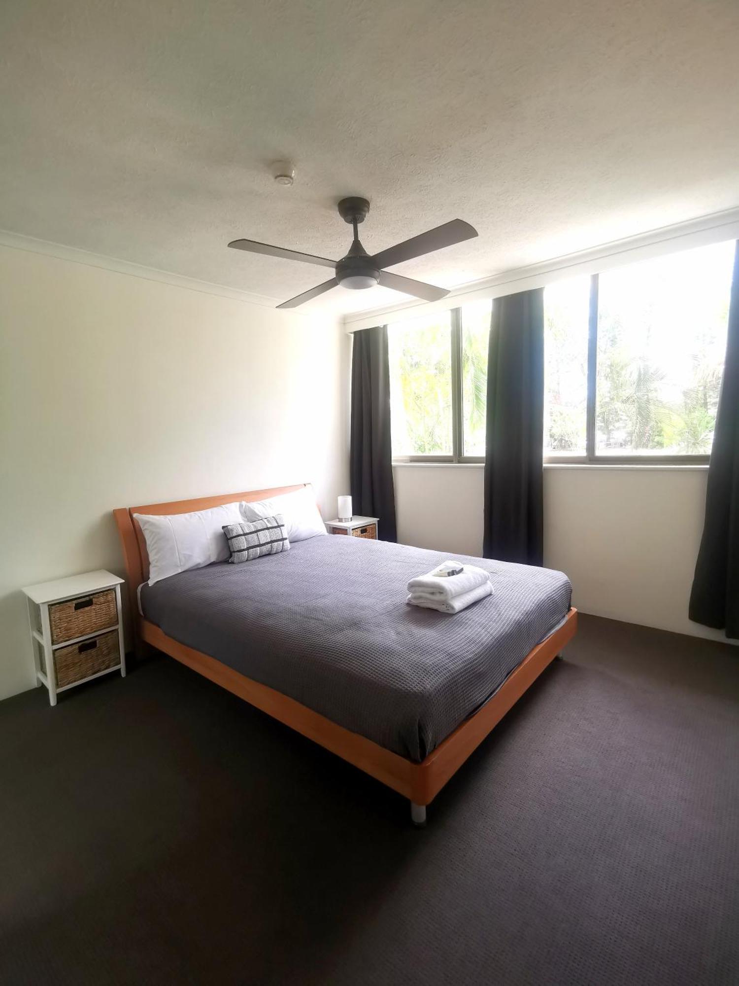 Anacapri Holiday Resort Apartments Surfers Paradise Extérieur photo