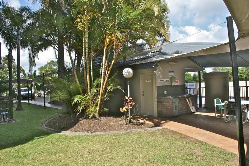 Anacapri Holiday Resort Apartments Surfers Paradise Extérieur photo
