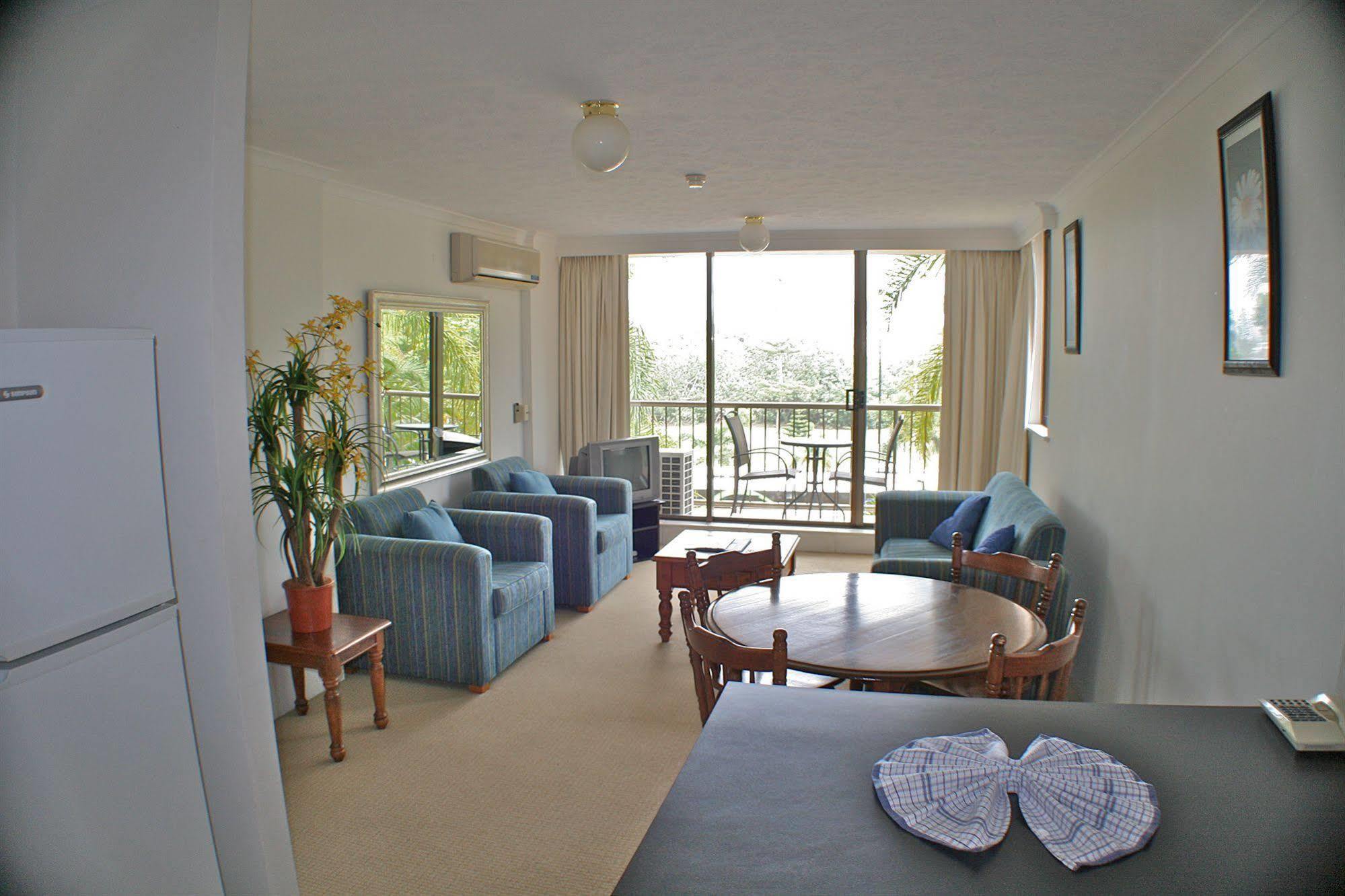Anacapri Holiday Resort Apartments Surfers Paradise Extérieur photo