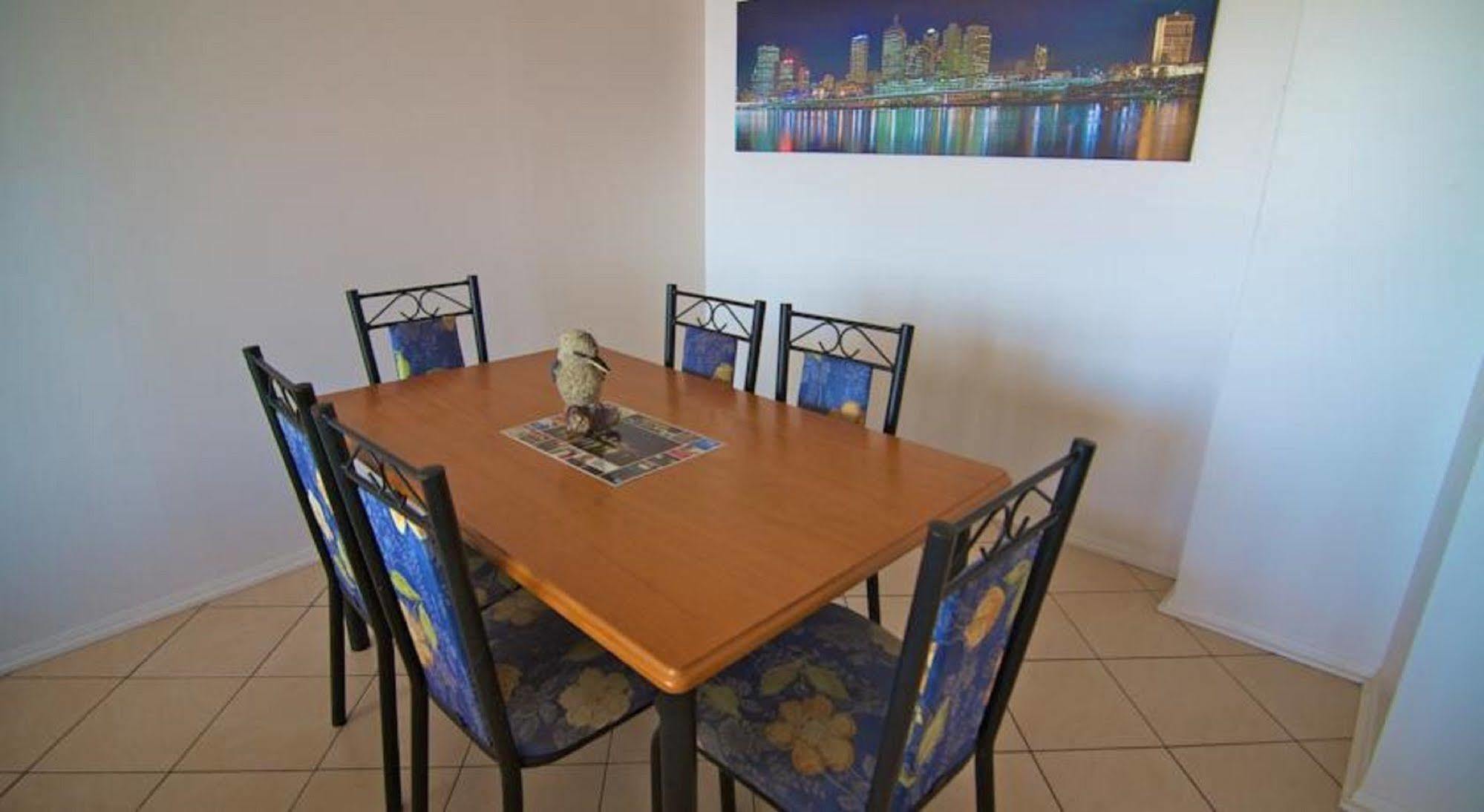 Anacapri Holiday Resort Apartments Surfers Paradise Extérieur photo